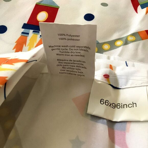 Mainstays Kids White Planets Printed Polyester FLAT Sheet Full New Rockets Plane - Picture 3 of 4